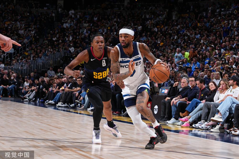 悉心指点 悉心指点