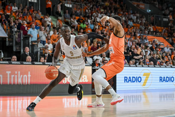 而明日密尔 而明日密尔