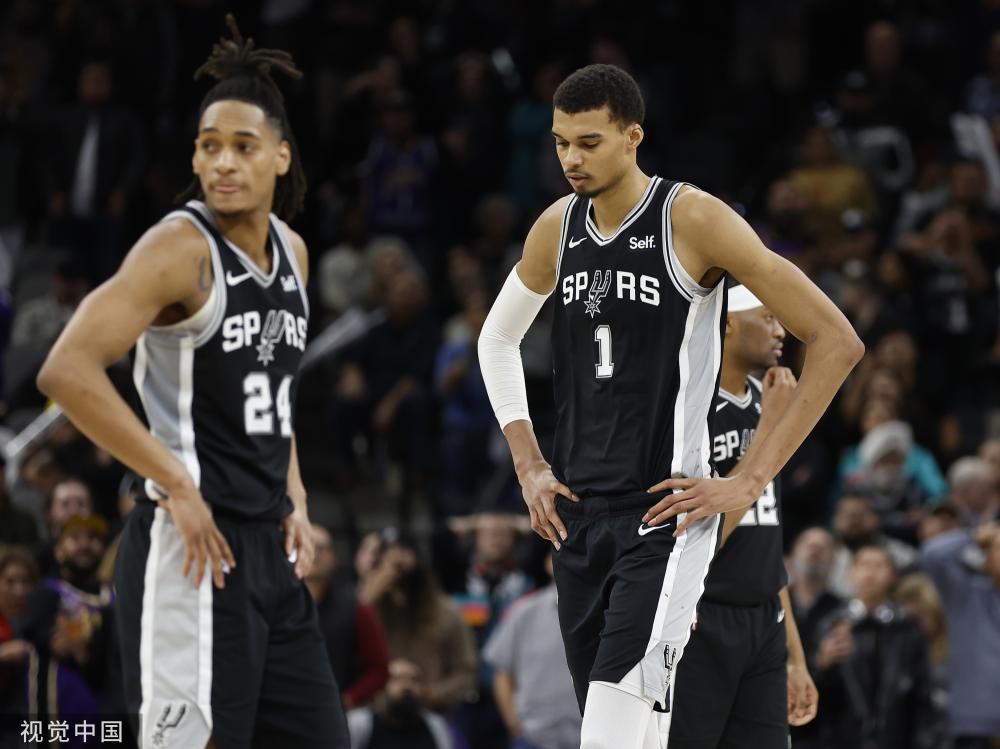 整发布会上 整发布会上