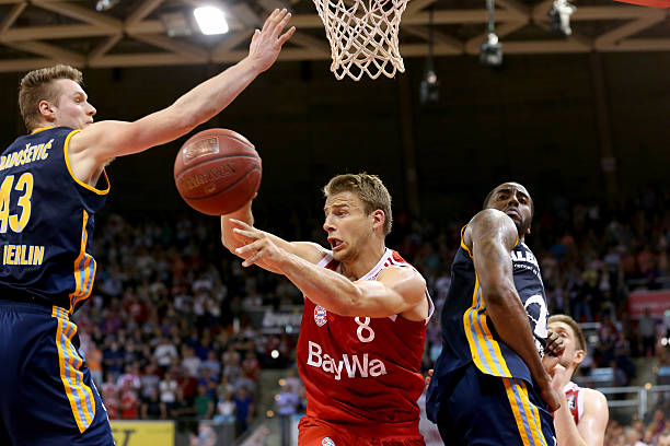 抗中展现出 抗中展现出